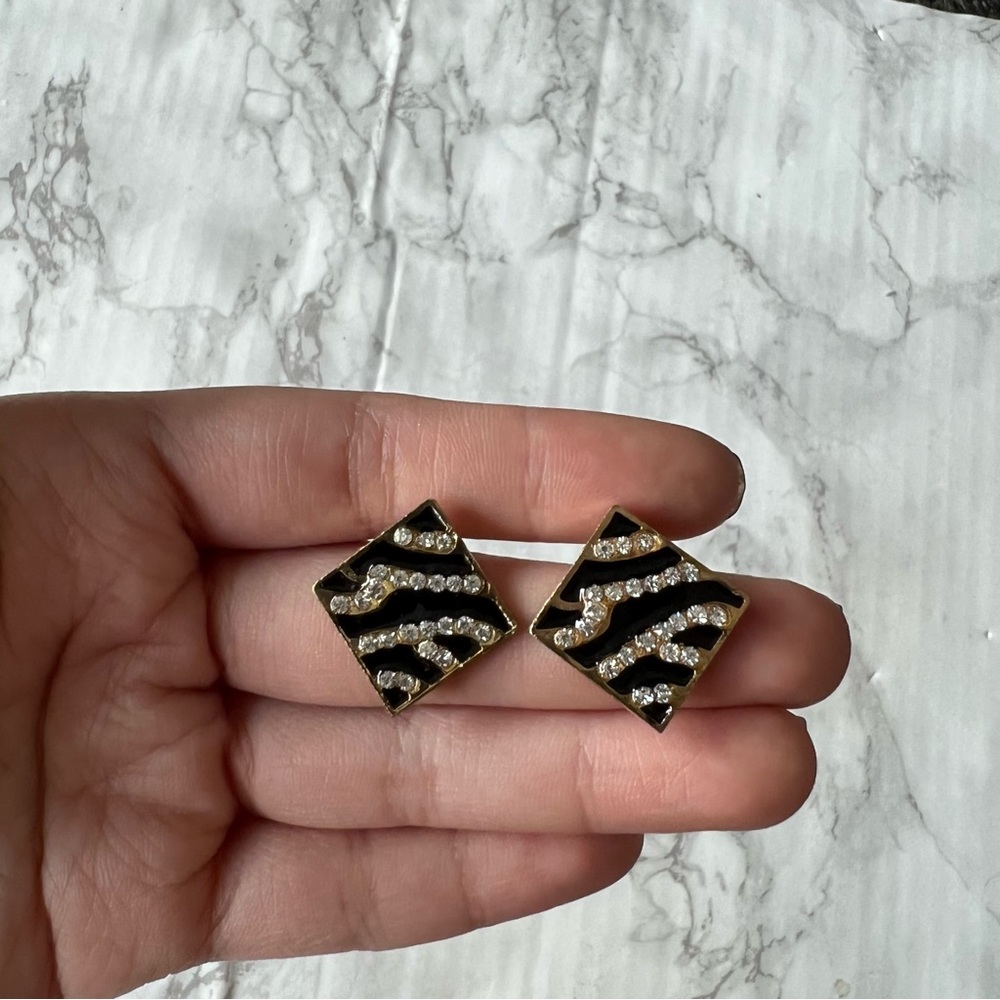 Boutique rhinestone earrings